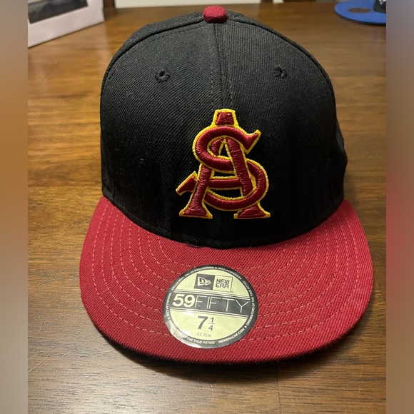 NCAA Arizona State Sun Devils 7 1/4 fitted hat. Black and maroon color. - Picture 3 of 6